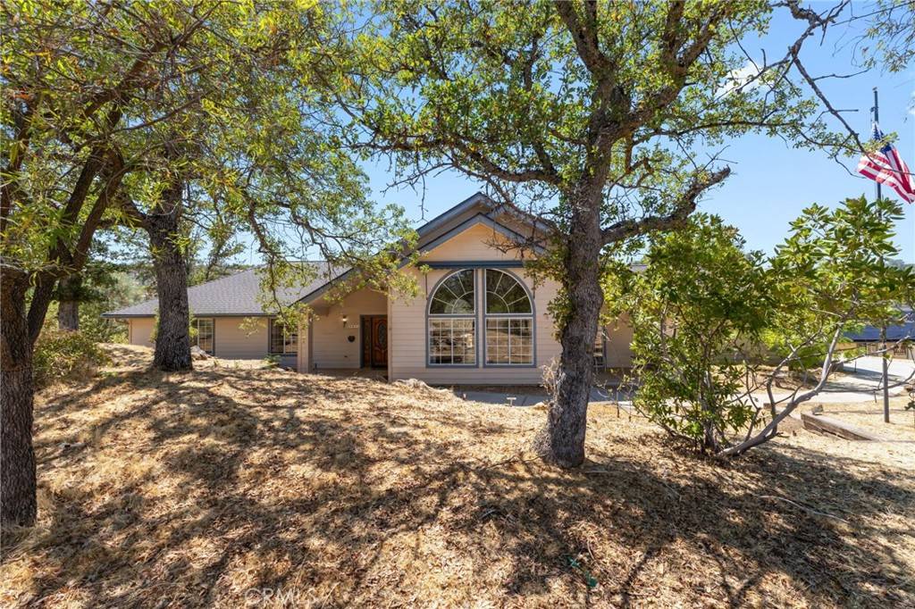 Coarsegold, CA 93614,30270 Corral DR