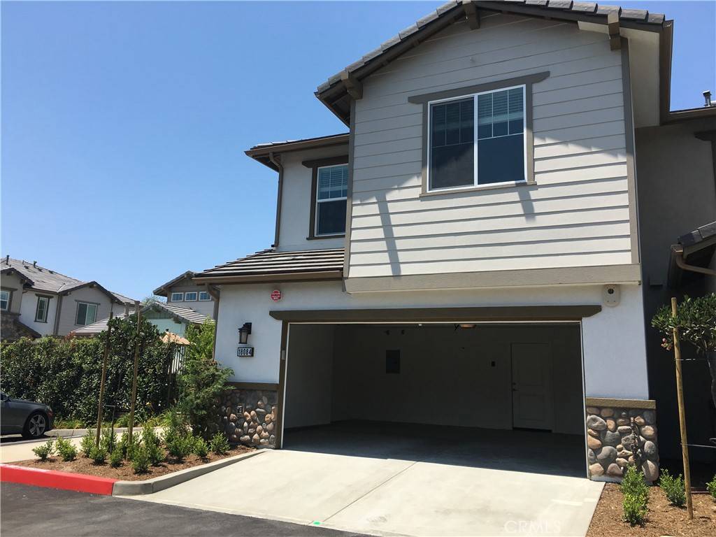 Yorba Linda, CA 92886,18084 Burke LN