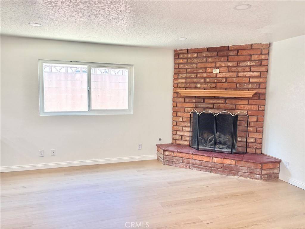 Ontario, CA 91762,1516 N Granite AVE