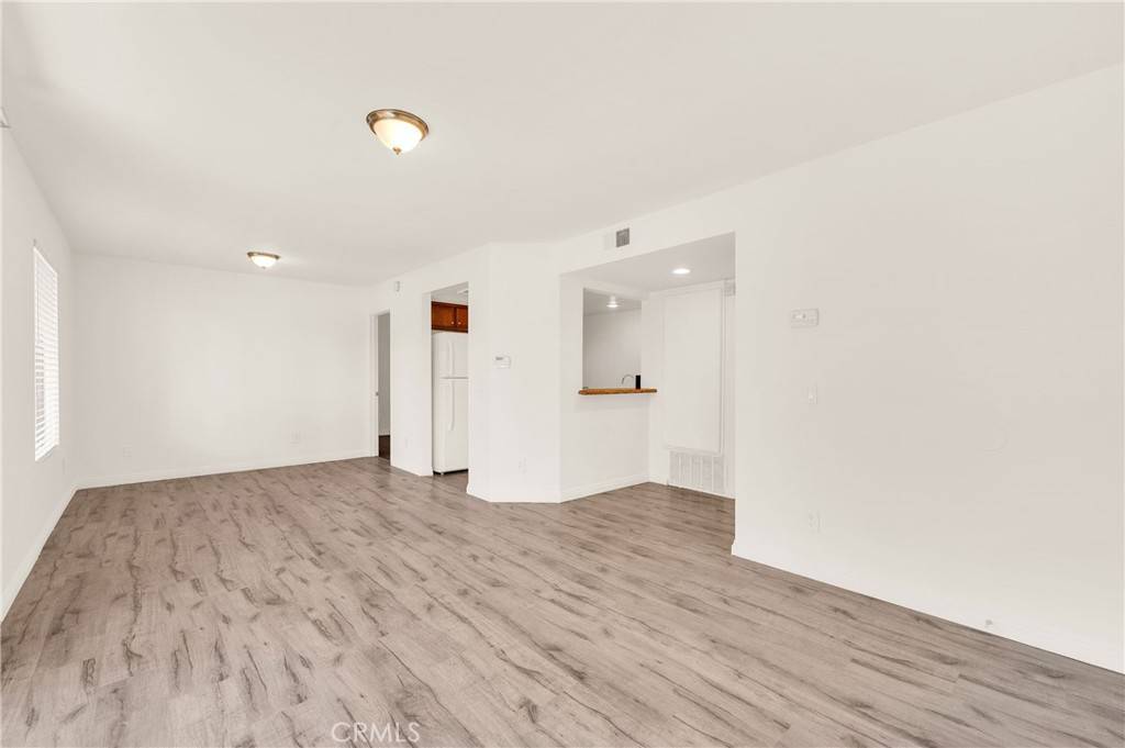 Riverside, CA 92507,1110 W Blaine ST #102