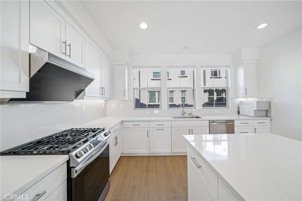 Claremont, CA 91711,207 Colby Circle