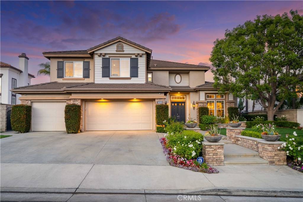 Anaheim Hills, CA 92808,1040 S Summer Breeze LN