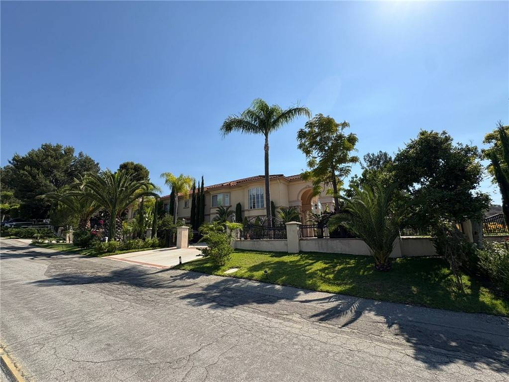 Diamond Bar, CA 91765,2898 Horizon LN