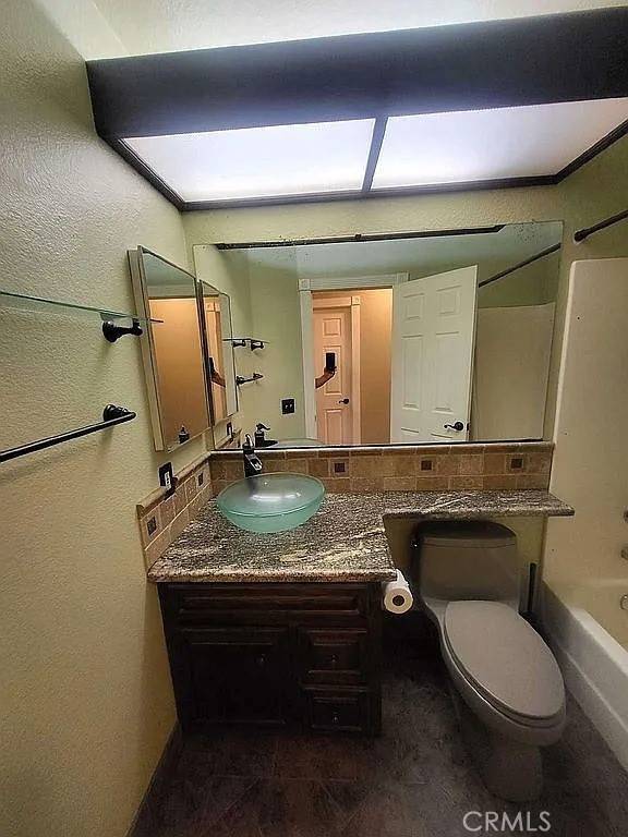 Victorville, CA 92392,12942 Maple Valley RD