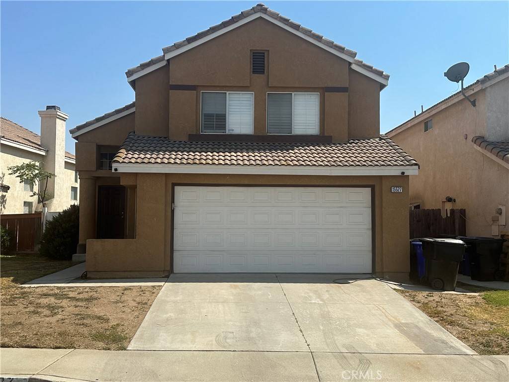 Fontana, CA 92337,15527 Saldana CT