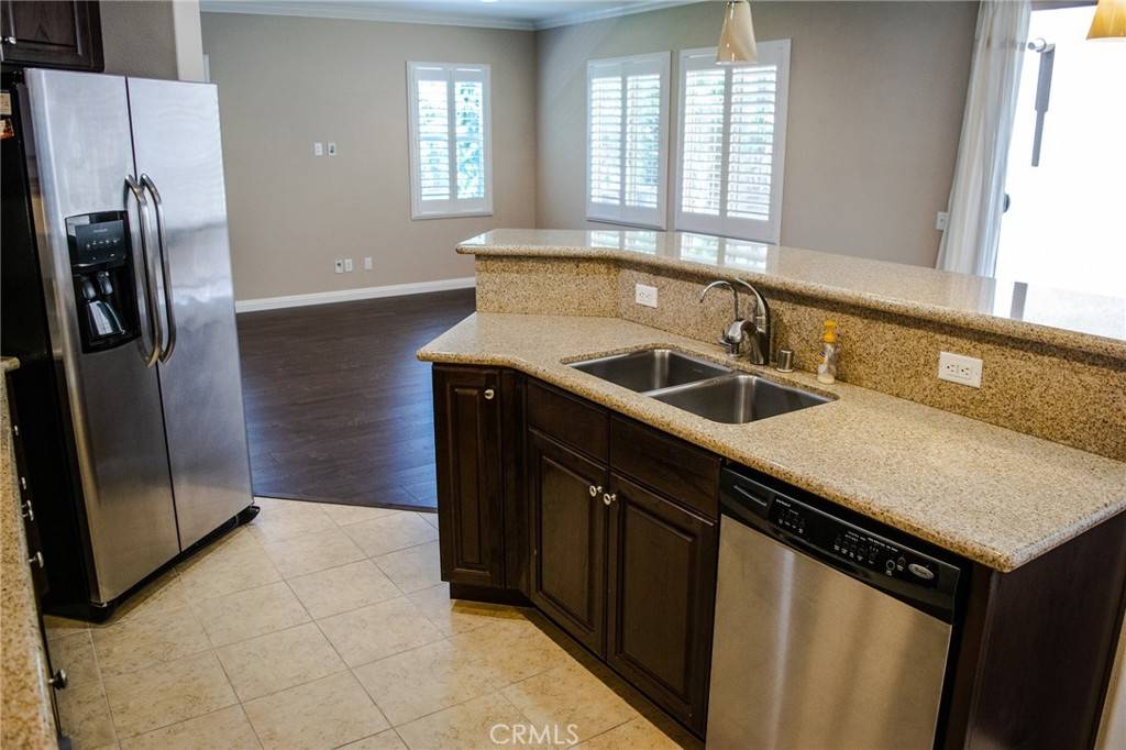 Irvine, CA 92618,23 Keepsake