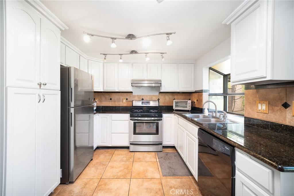 West Covina, CA 91792,3616 Whittlers LN