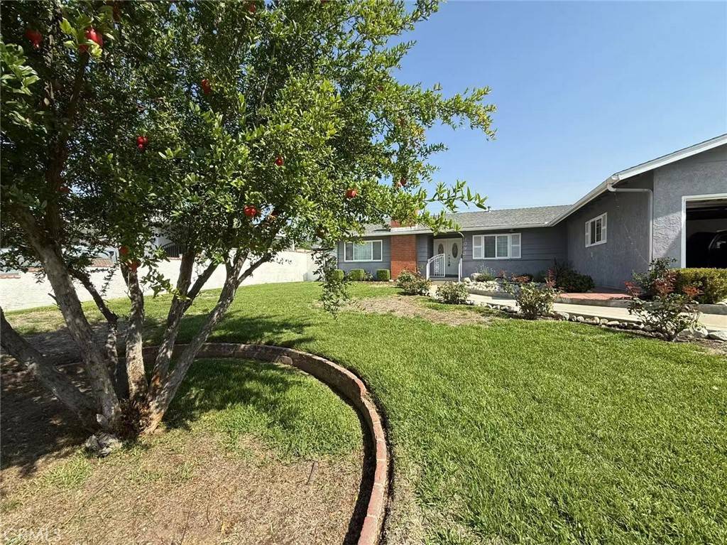Upland, CA 91784,1095 W 17th ST