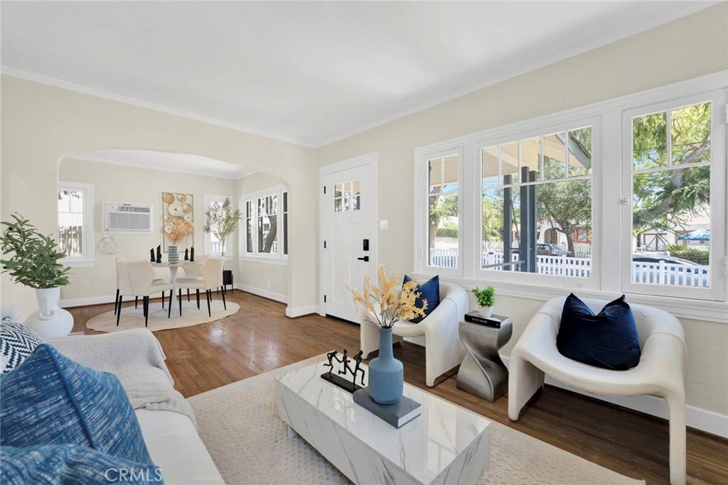 Monrovia, CA 91016,119 S Alta Vista AVE