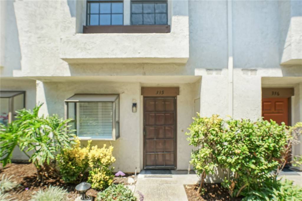 Placentia, CA 92870,335 Molokai DR
