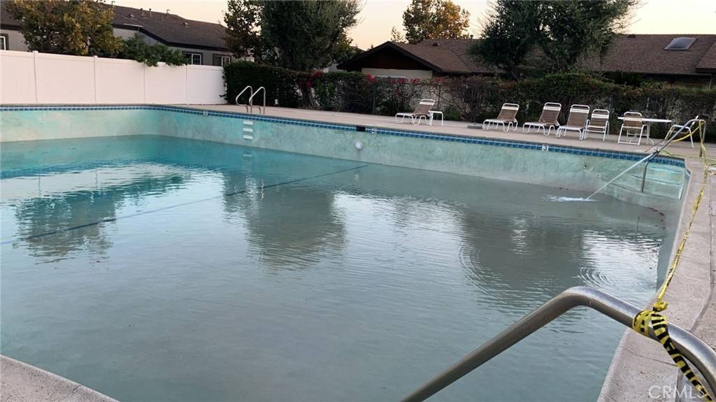 Yorba Linda, CA 92886,5076 Lakeview AVE #39