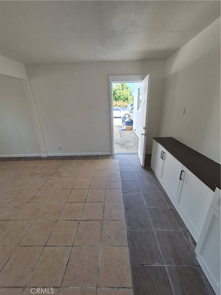 Ontario, CA 91762,738 West Carlton st
