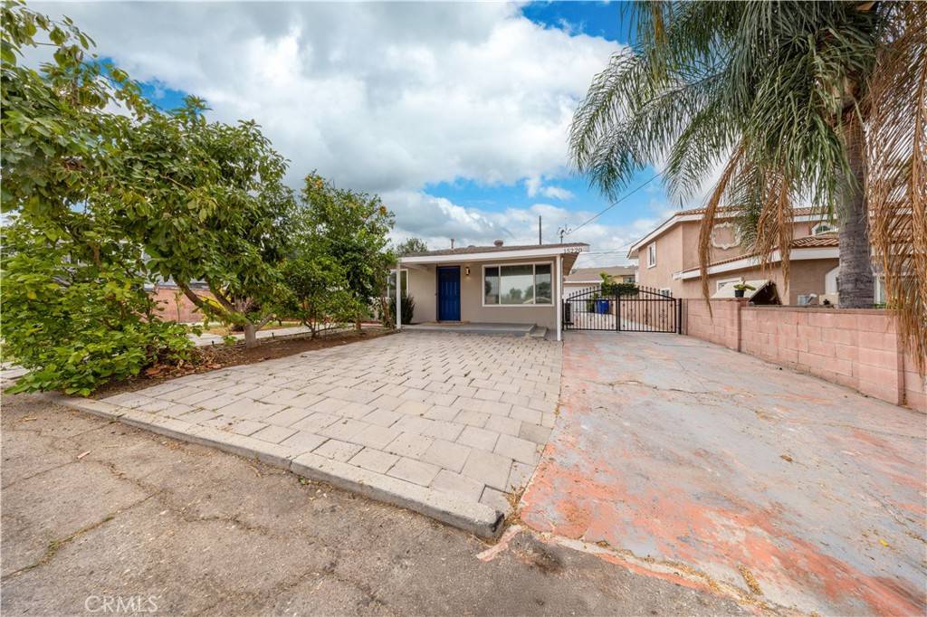 La Mirada, CA 90638,15220 Terracedale DR