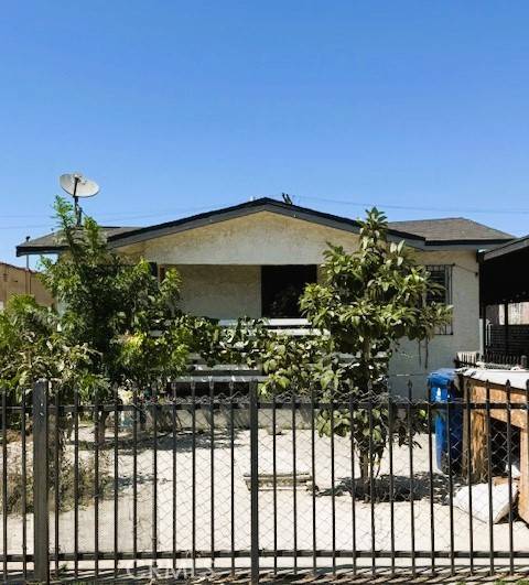 Los Angeles, CA 90061,413 W 109th PL