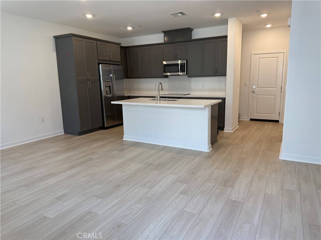 Ontario, CA 91762,2839 East Schumacher Paseo