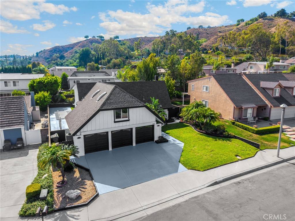 Yorba Linda, CA 92887,6191 Jacaranda LN