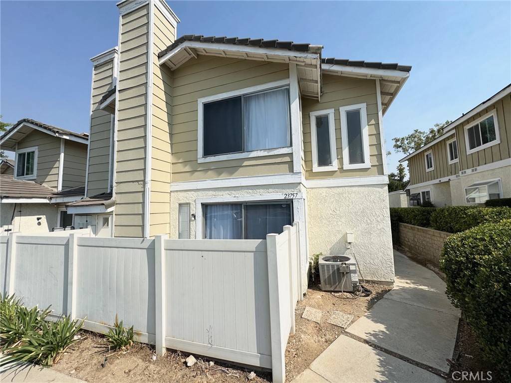 Diamond Bar, CA 91765,23757 Highland Valley RD