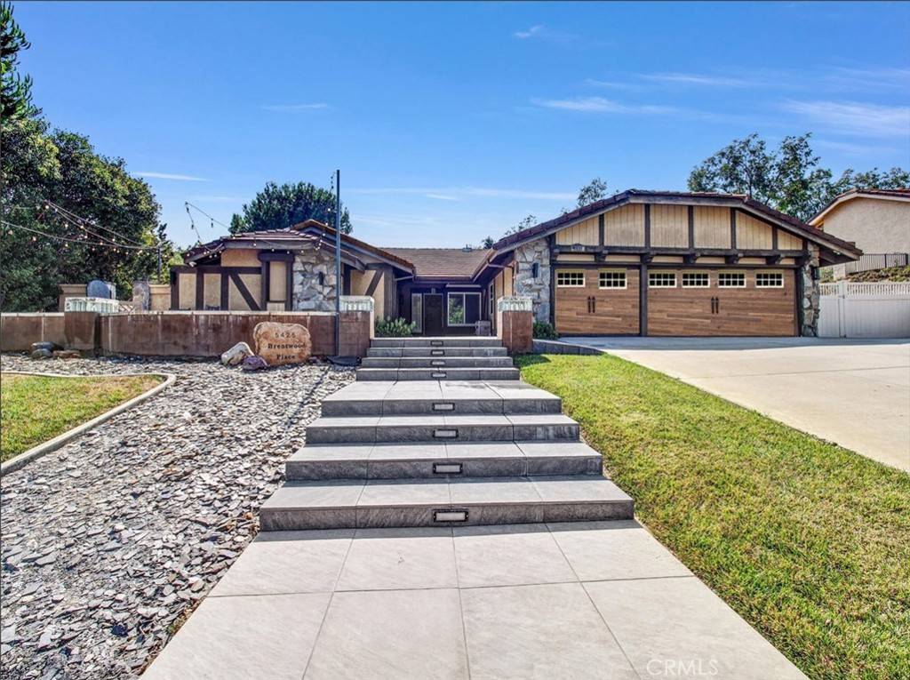 Yorba Linda, CA 92887,5425 Brentwood PL
