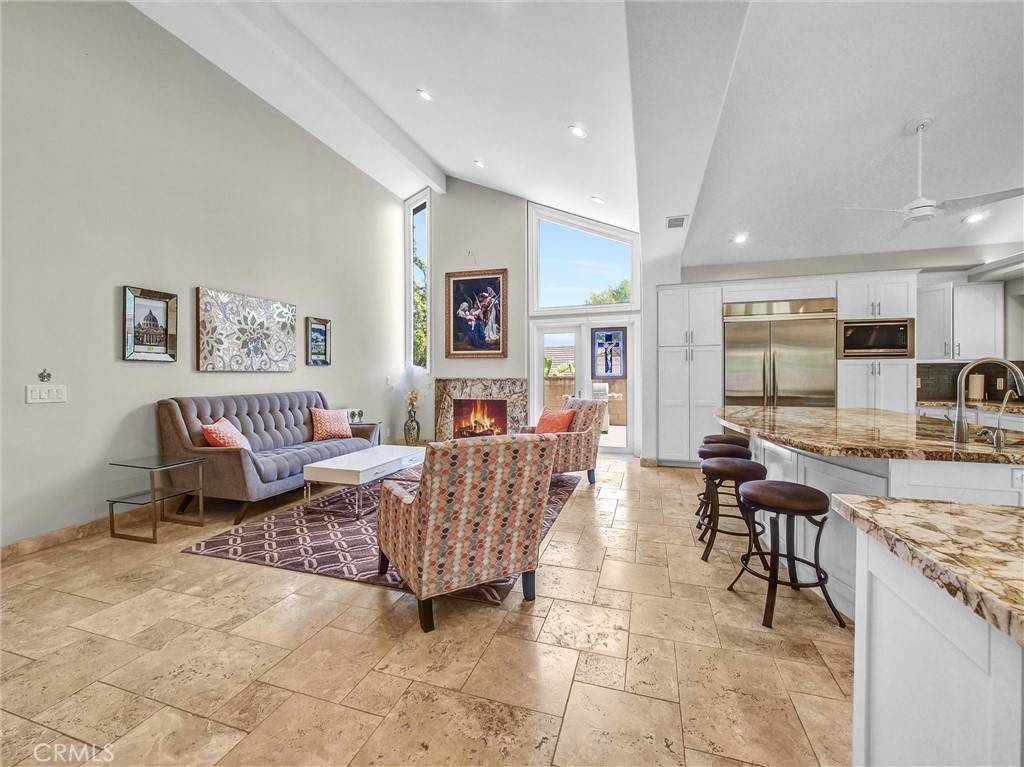 Yorba Linda, CA 92887,5425 Brentwood PL