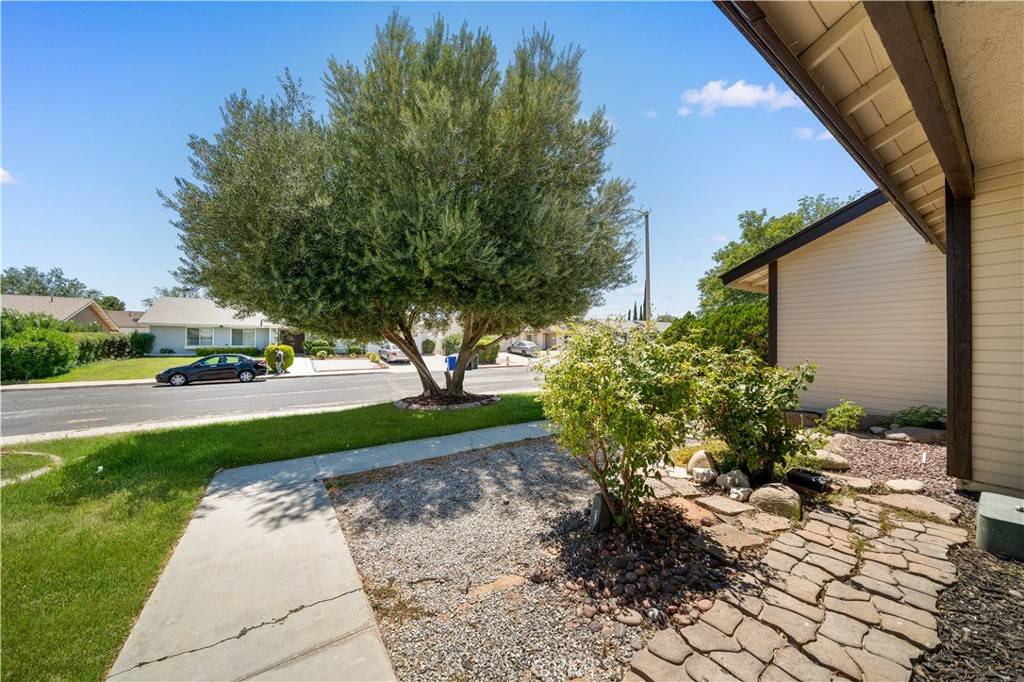 Victorville, CA 92392,13466 Solitude CIR