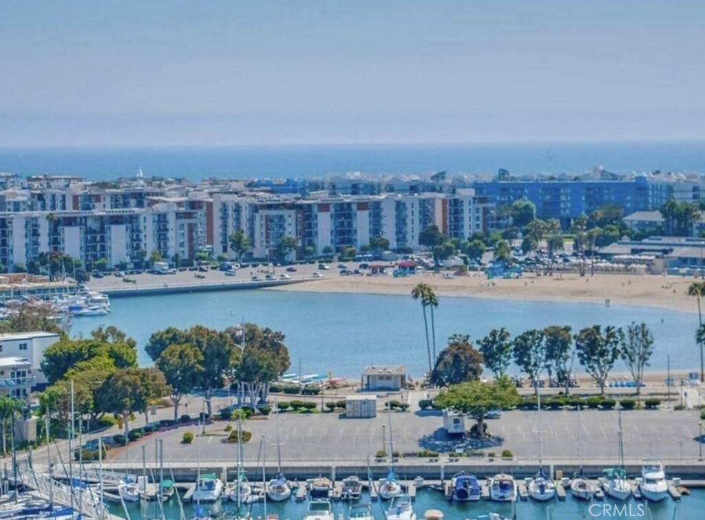 Marina Del Rey, CA 90292,4314 Marina City DR #116