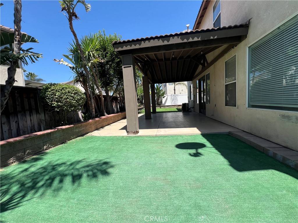 Eastvale, CA 92880,7271 White Owl CT
