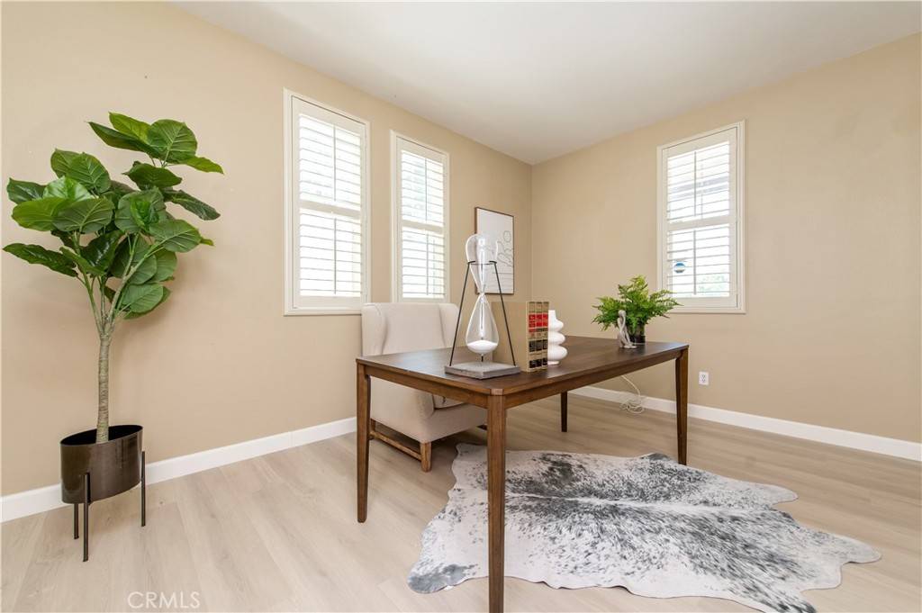 Corona, CA 92883,25146 Cliffrose ST