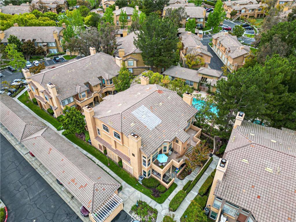 Lake Forest, CA 92610,19431 Rue De Valore #39D