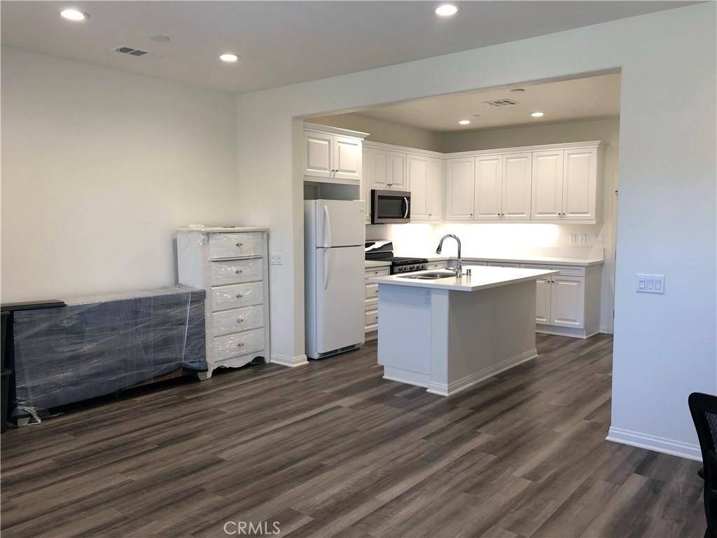 Brea, CA 92821,2441 Sanabria LN