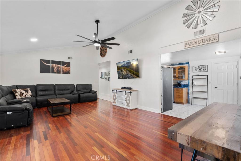Rialto, CA 92377,19692 Rowan AVE