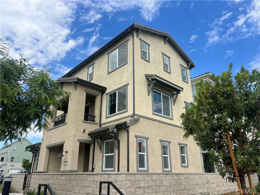 Eastvale, CA 92880,6074 Reef Way