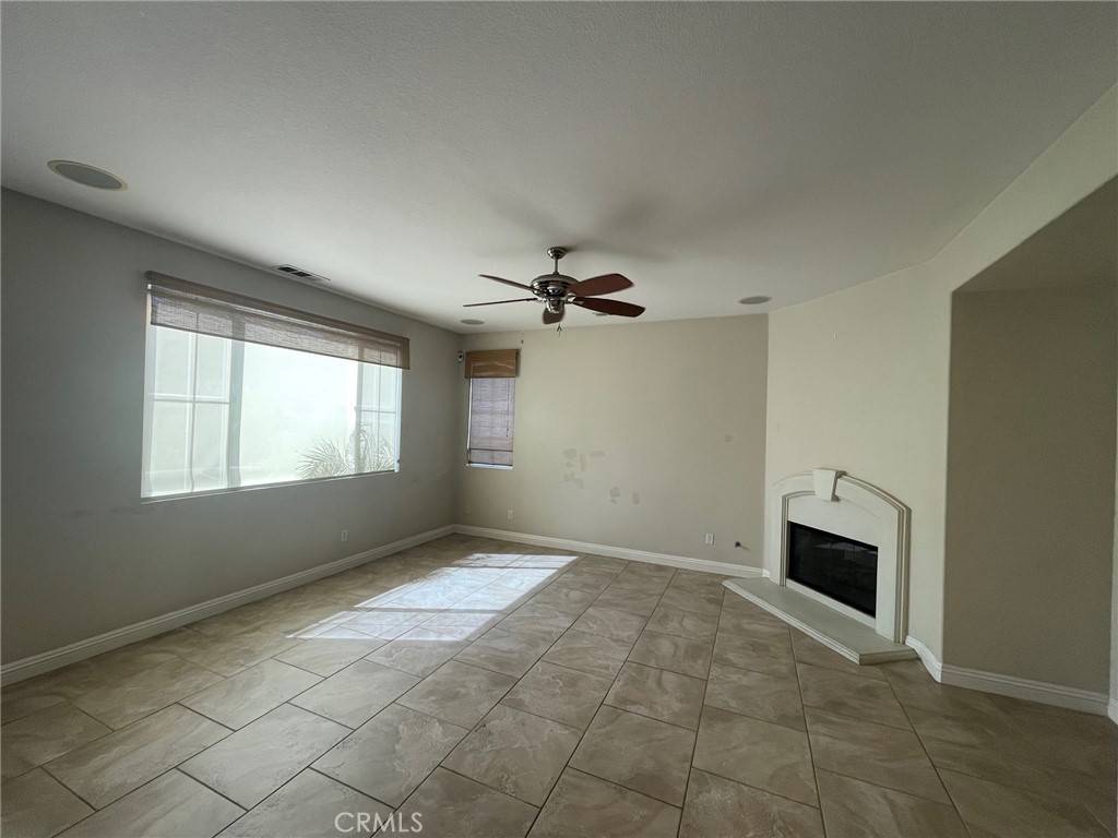 Chino, CA 91710,13562 Goldmedal AVE