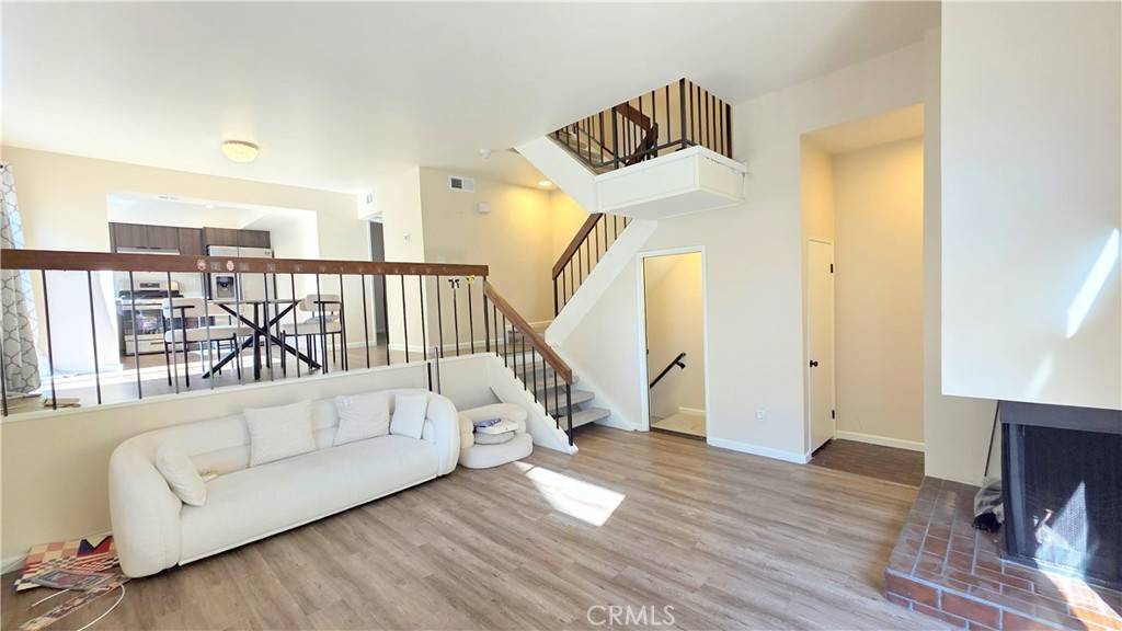 Arcadia, CA 91007,800 W Naomi AVE #D