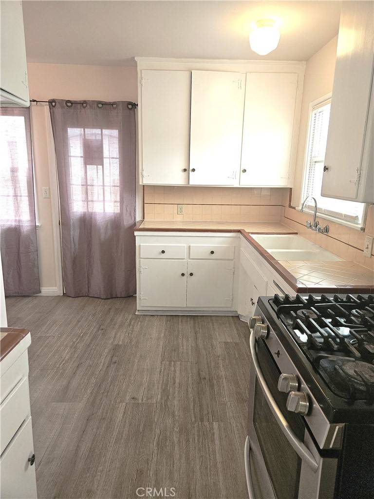 Pomona, CA 91767,2211 Heather WAY