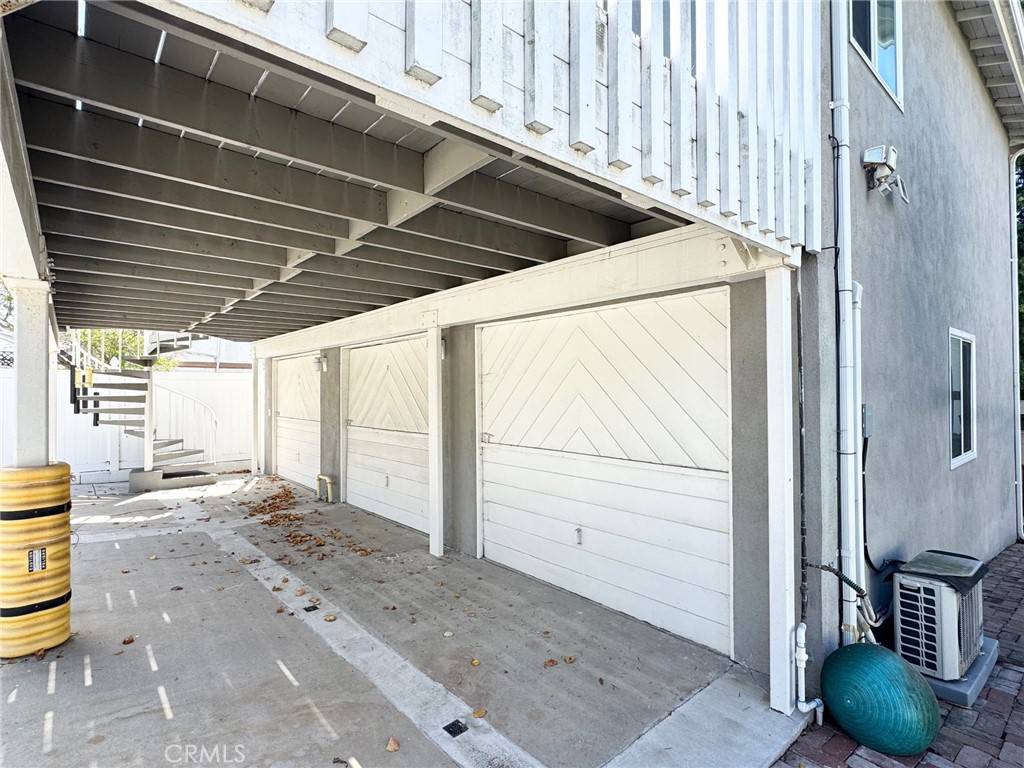 Redondo Beach, CA 90277,221 S Helberta #2