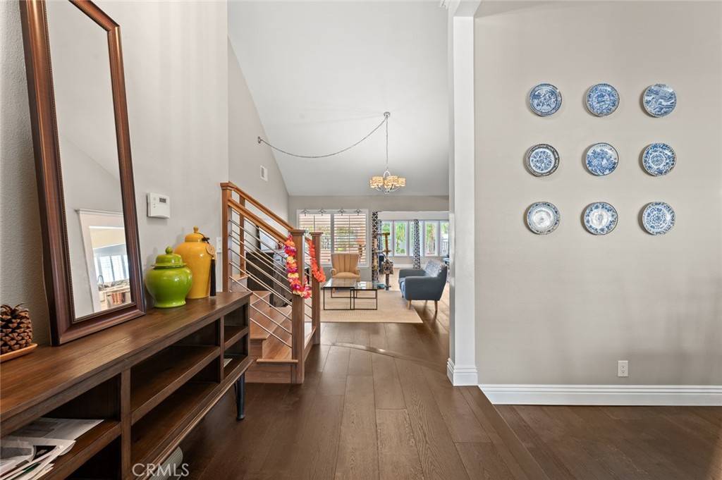 Fullerton, CA 92831,2073 Smokewood