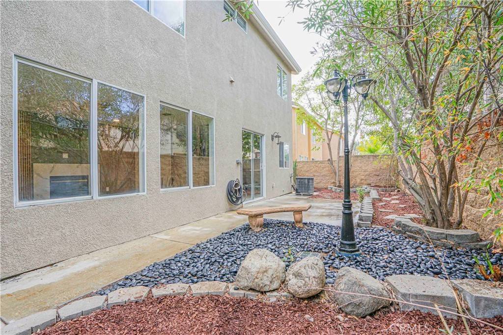 Brea, CA 92823,427 Redtail