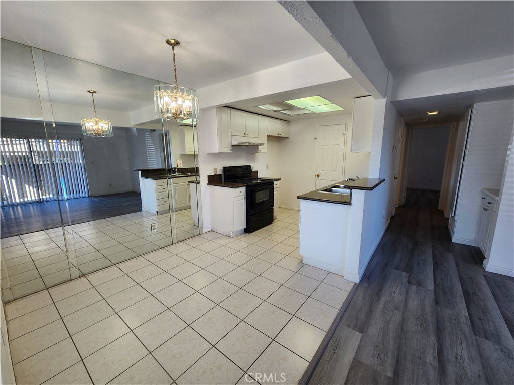 Corona, CA 92882,1599 Border AVE #A