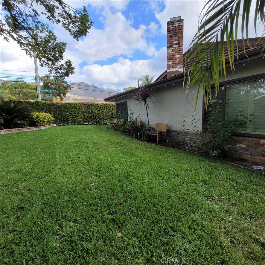 Burbank, CA 91501,303 S Kenneth RD