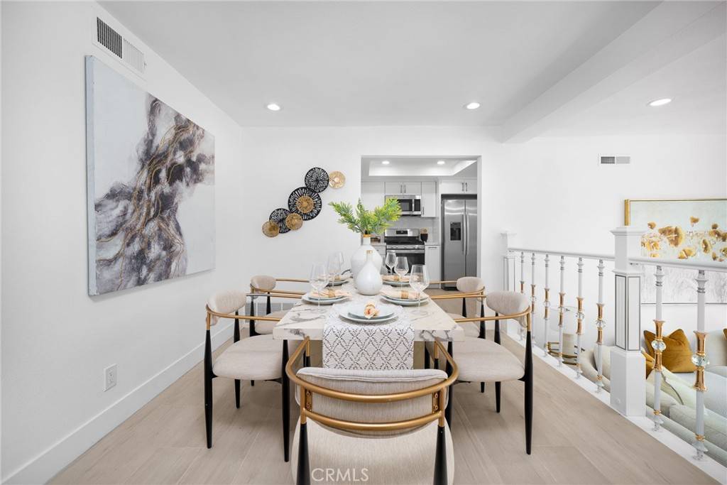 Newport Beach, CA 92663,102 Intrepid