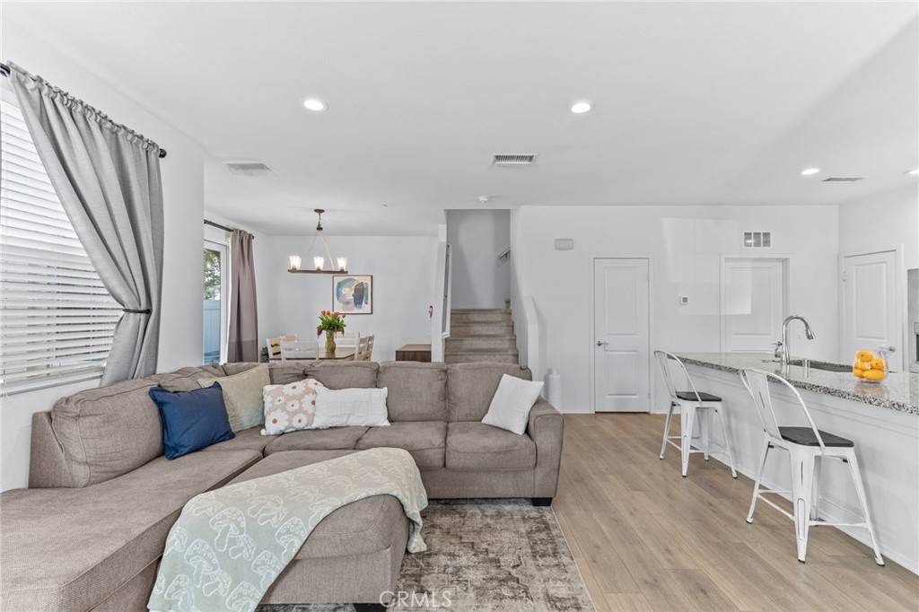 Ontario, CA 91762,2350 S Via Esplanade #31