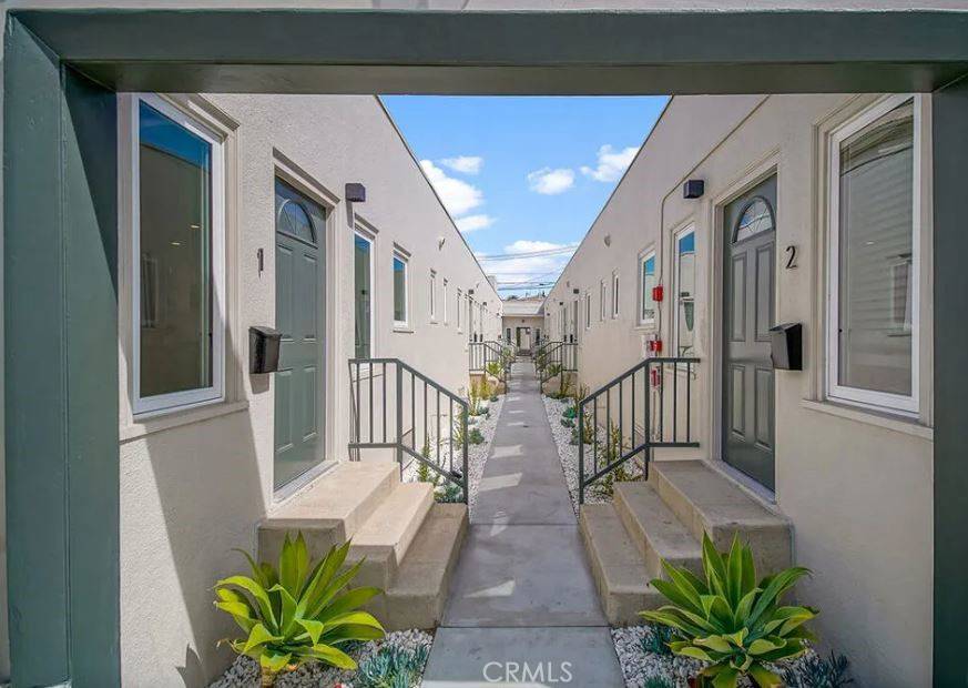 Santa Monica, CA 90401,1217 9th #12