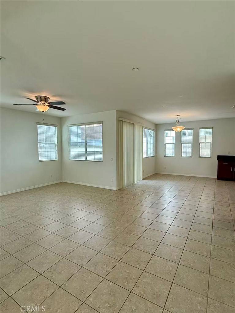 Ontario, CA 91762,2882 S Via Belamaria