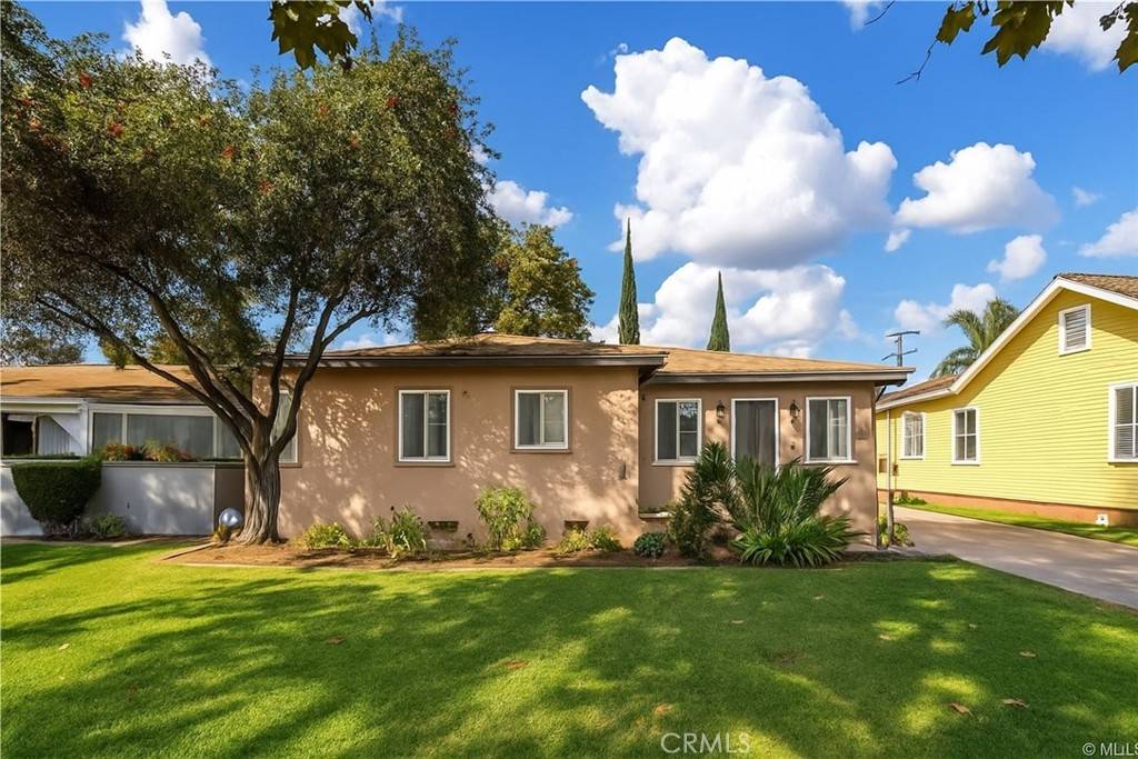 Pomona, CA 91768,457 Chester PL