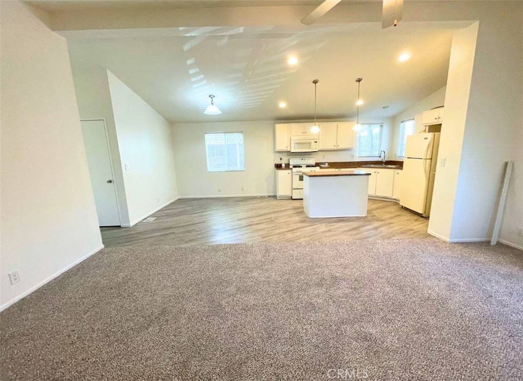 Hemet, CA 92545,2205 W Acacia AVE #6