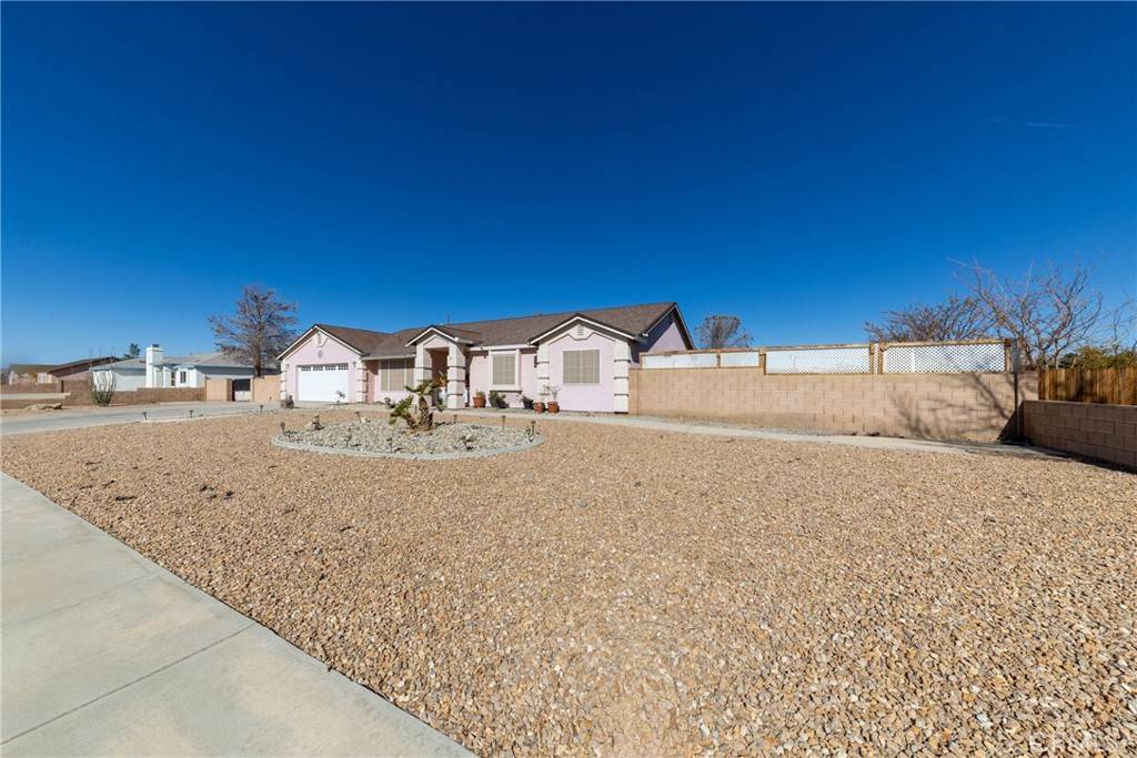 Apple Valley, CA 92307,22444 Hurons