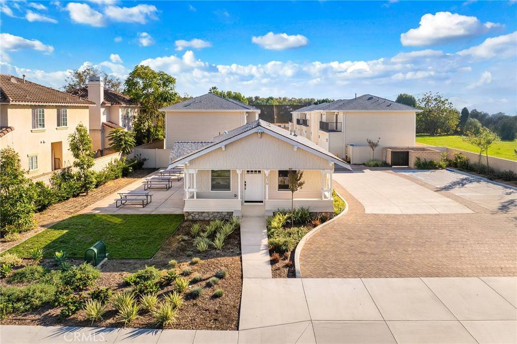 Pomona, CA 91766,642 W Grand AVE