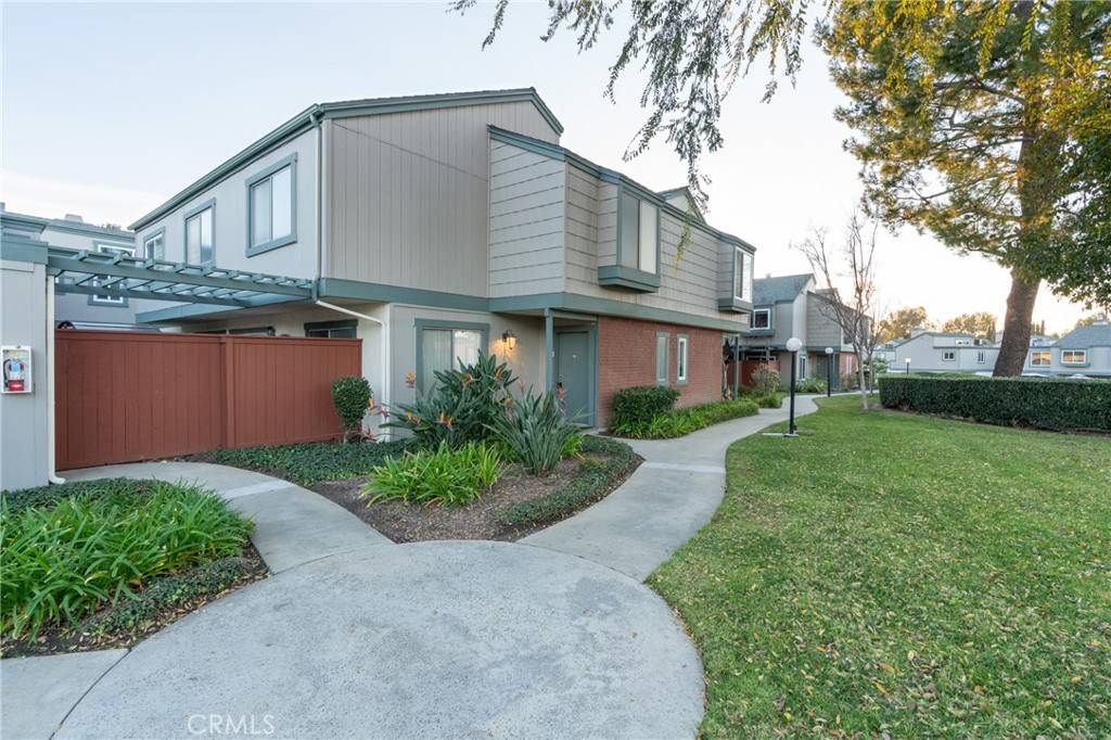 Diamond Bar, CA 91765,1116 Cleghorn DR #B