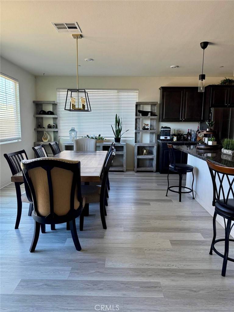 Fontana, CA 92336,5144 Godinez