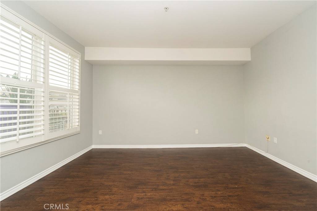 Alhambra, CA 91801,89 E Commonwealth #1D